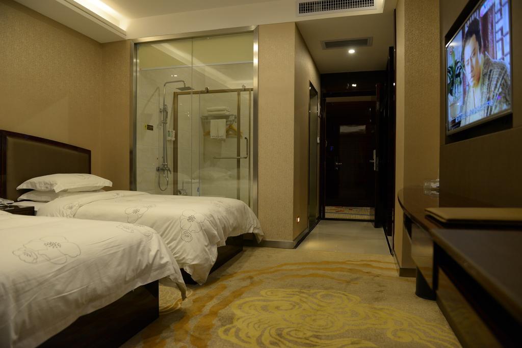 Tie Cheng Hotel Гуанчжоу Номер фото